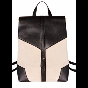 Deux Lux backpack- new in package